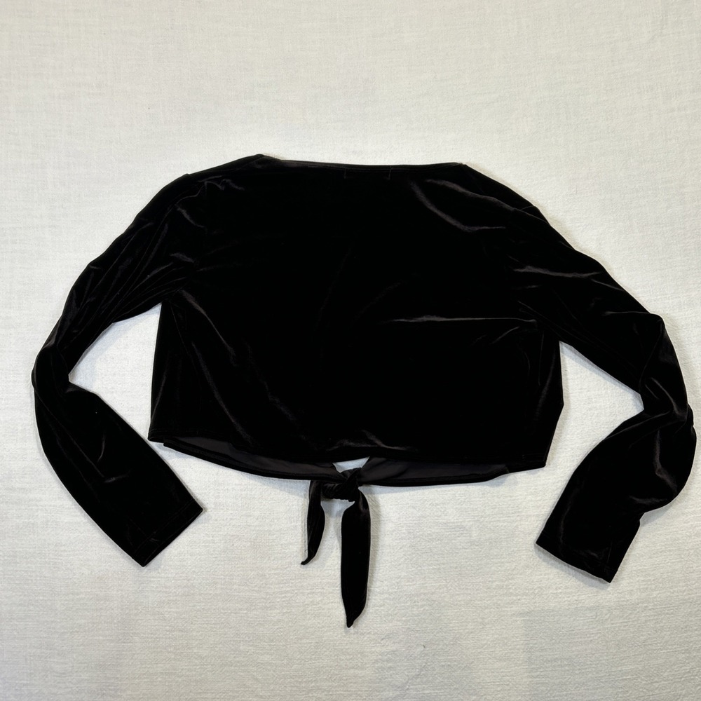 Ninety‎ Women's Cropped Wrap Cardigan Velvet Purple/Black Size XL Sequin Accent - Picture 10 of 12